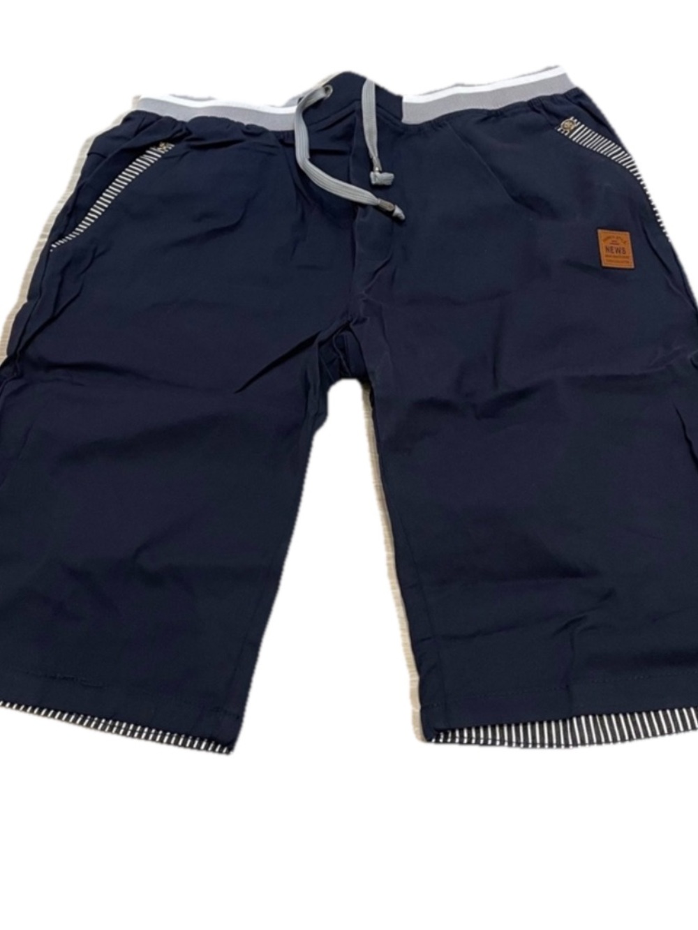 NEW!! Fashion Style News Mens Shorts Size L